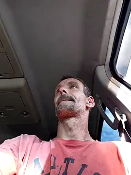 Snapshot of Hungwell1515 chatting on November 2025 08:08:01 PM Hungwell1515 online show from November 2025 08:08:01 PM