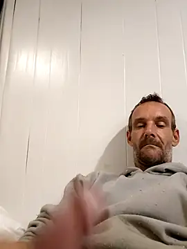 Snapshot of Hungwell1515 chatting on November 2025 01:55:01 PM Hungwell1515 online show from November 2025 01:55:01 PM