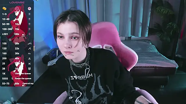 MiraVelle online show from November 2025 09:14:02 PM