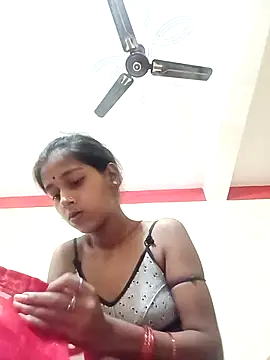 Saniye-143 online show from October 2025 05:27:02 AM