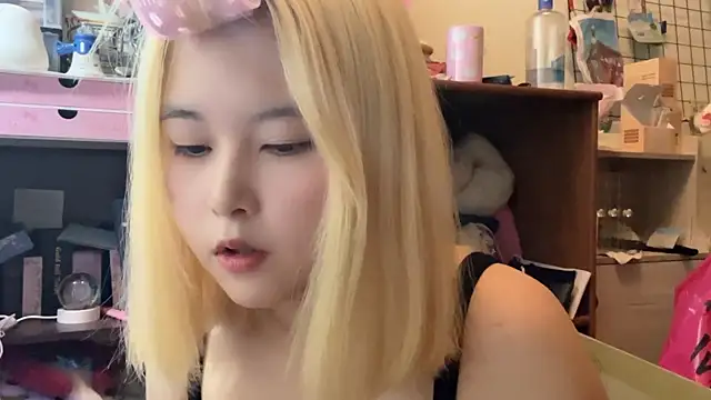 luna51888 online show from September 2025 11:43:02 AM