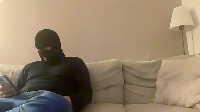 Snapshot of DEhornycoupleD chatting on November 2025 07:47:01 PM DEhornycoupleD online show from November 2025 07:47:01 PM