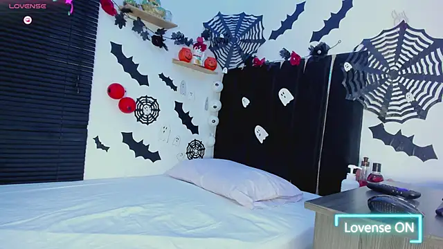 bellota924 online show from October 2025 12:39:01 PM