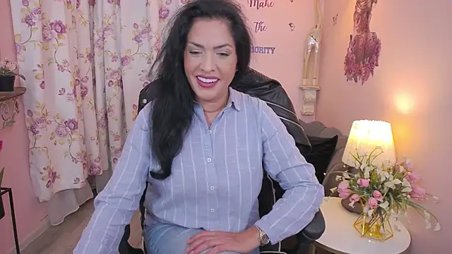 MyLovOne online show from October 2025 10:55:01 AM