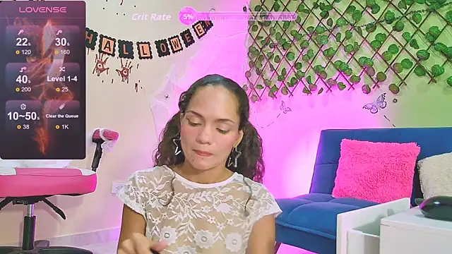 Karen Ariass online show from October 2025 01:36:03 PM