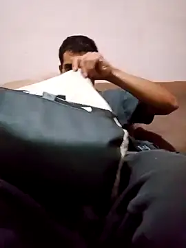 Golonzo1996 online show from October 2025 10:51:02 PM