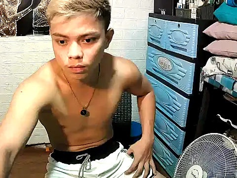 Snapshot of Pinoy_slutcummer69 chatting on November 2025 11:32:01 AM Pinoy slutcummer69 online show from November 2025 11:32:01 AM