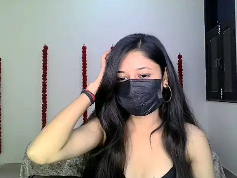 Snapshot of GUDIYA_BAB chatting on November 2025 06:05:01 AM GUDIYA BAB online show from November 2025 06:05:01 AM