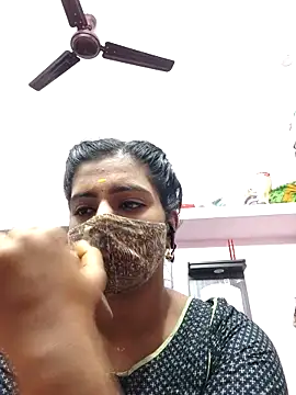 Snapshot of Tamil-Meenu12 chatting on October 2025 04:34:02 AM Tamil-Meenu12 online show from October 2025 04:34:02 AM