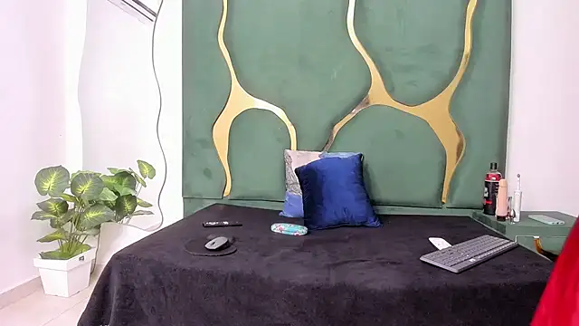 perlaasm online show from October 2025 01:54:02 PM