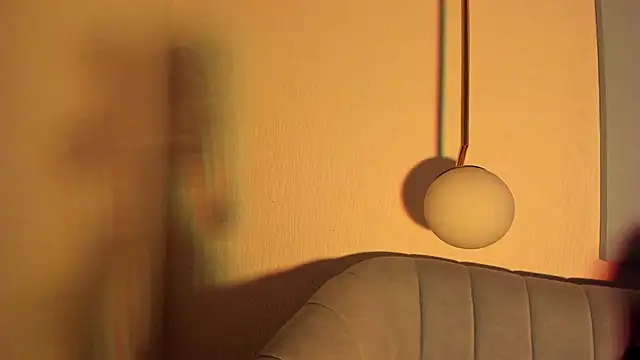 Snapshot of GiaBlaze_ chatting on October 2025 04:37:01 AM GiaBlaze online show from October 2025 04:37:01 AM