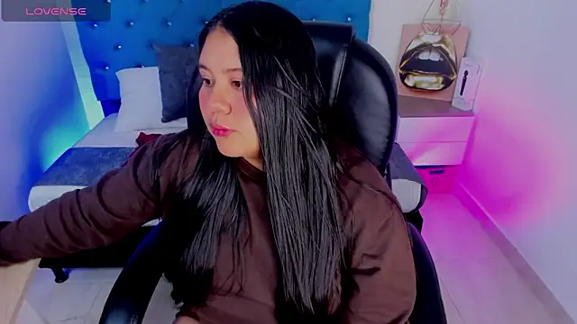 Snapshot of julieta_miller01 chatting on September 2025 11:33:01 AM julieta miller01 online show from September 2025 11:33:01 AM