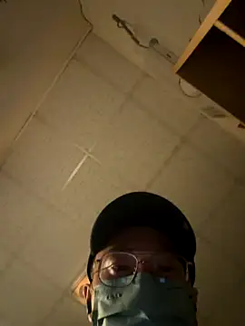 Snapshot of Rmangotw chatting on October 2025 01:12:02 PM Rmangotw online show from October 2025 01:12:02 PM