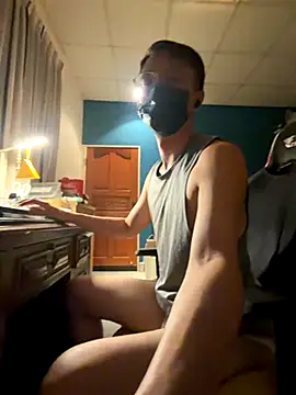 Snapshot of Rmangotw chatting on October 2025 02:46:01 PM Rmangotw online show from October 2025 02:46:01 PM