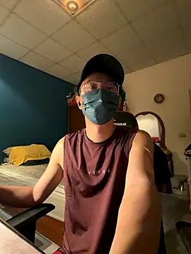 Snapshot of Rmangotw chatting on November 2025 12:18:01 PM Rmangotw online show from November 2025 12:18:01 PM