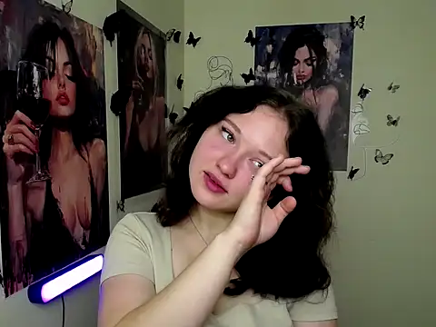 LadyAlice  online show from October 2025 06:22:02 AM