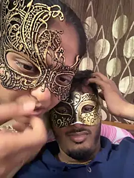 Snapshot of VVcouple chatting on September 2025 05:57:02 PM VVcouple online show from September 2025 05:57:02 PM