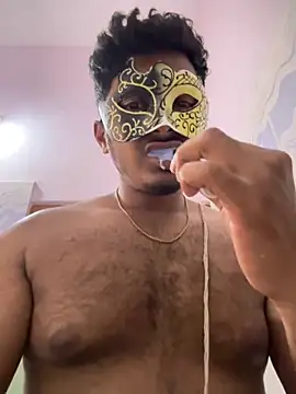 Snapshot of VVcouple chatting on November 2025 02:43:02 AM VVcouple online show from November 2025 02:43:02 AM