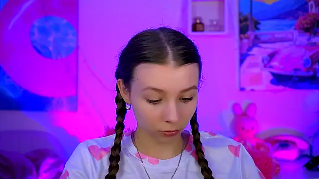 JulieDaniel online show from October 2025 04:29:02 AM