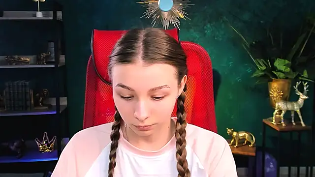 JulieDaniel online show from November 2025 08:24:01 AM