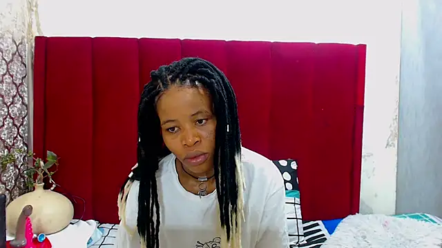 SexyChantyBabe25 online show from October 2025 08:31:01 PM