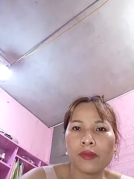 Snapshot of NG_N chatting on October 2025 01:18:01 AM NG N online show from October 2025 01:18:01 AM