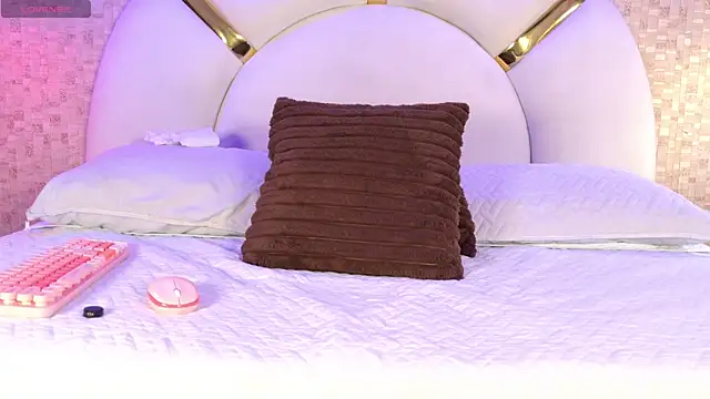 marcela rojas online show from October 2025 11:43:01 AM