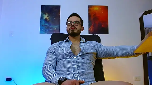 Axel Lover online show from September 2025 11:16:01 PM