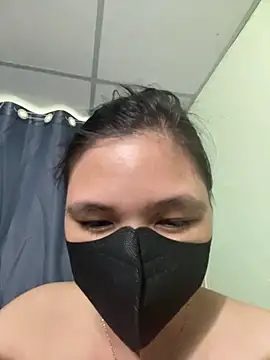 Nanaly99 online show from November 2025 03:16:02 PM