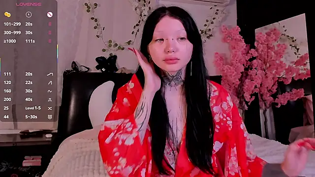 Lein Bone online show from October 2025 12:02:01 AM