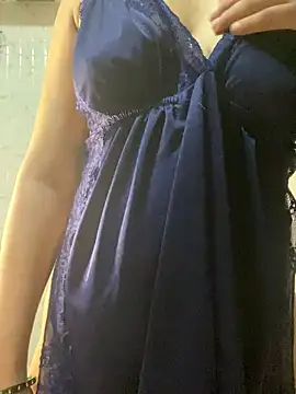 MONA 0213 online show from September 2025 06:52:01 PM