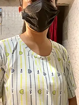 MONA 0213 online show from September 2025 06:35:01 PM