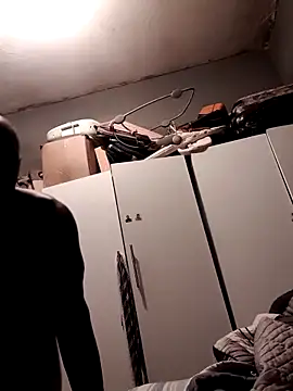 Michaelknyt online show from October 2025 10:16:01 AM