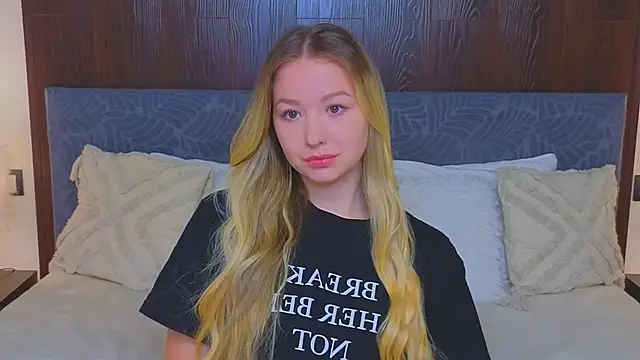 LeeAmy online show from October 2025 02:57:01 PM