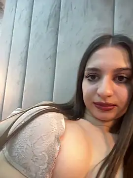 Anyssia online show from October 2025 05:12:02 PM