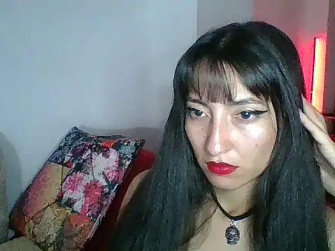 a miss online show from September 2025 05:25:01 PM