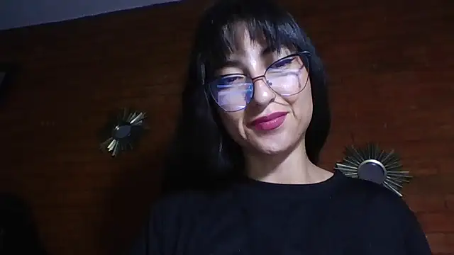 Snapshot of a_miss chatting on October 2025 10:11:01 PM a miss online show from October 2025 10:11:01 PM