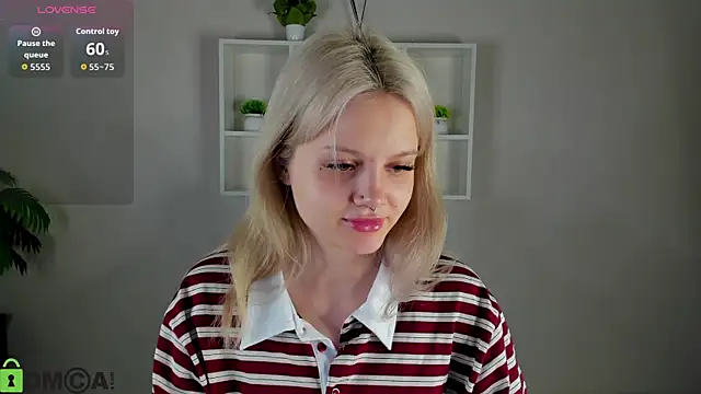 Snapshot of Allice_Cox chatting on October 2025 01:06:02 AM Allice Cox online show from October 2025 01:06:02 AM