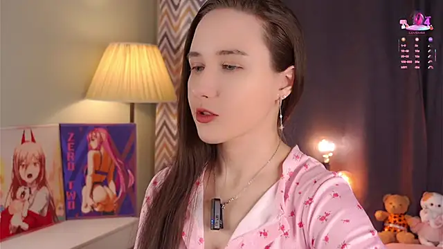 Snapshot of MaudAle chatting on November 2025 01:05:01 AM MaudAle online show from November 2025 01:05:01 AM