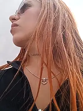 Snapshot of Alis_xxx chatting on October 2025 07:00:01 PM Alis xxx online show from October 2025 07:00:01 PM