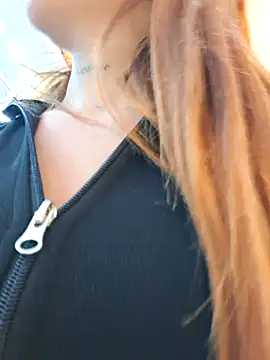 Snapshot of Alis_xxx chatting on November 2025 07:04:02 PM Alis xxx online show from November 2025 07:04:02 PM