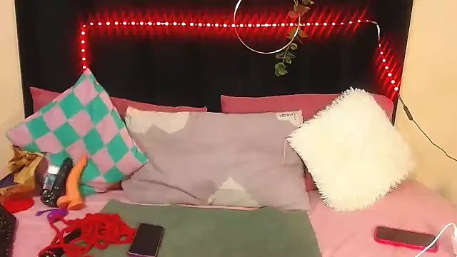 Snapshot of AmazingDarkDoll chatting on November 2025 06:17:01 PM AmazingDarkDoll online show from November 2025 06:17:01 PM