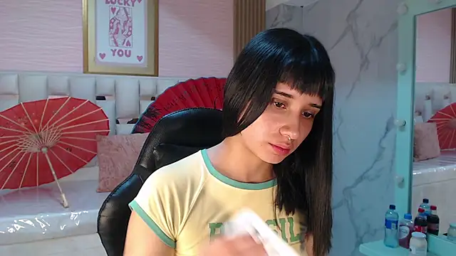 Snapshot of allyssa_bellini_s chatting on September 2025 08:34:02 PM allyssa bellini s online show from September 2025 08:34:02 PM