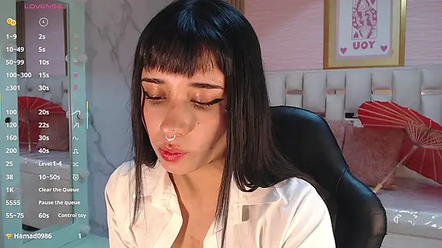 Snapshot of allyssa_bellini_s chatting on September 2025 08:36:01 PM allyssa bellini s online show from September 2025 08:36:01 PM