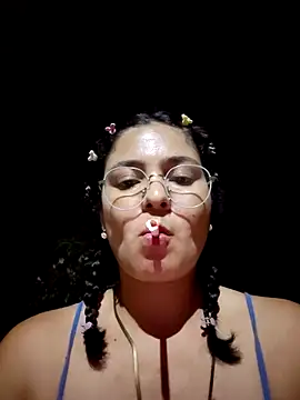 Lily-o online show from October 2025 12:11:01 AM