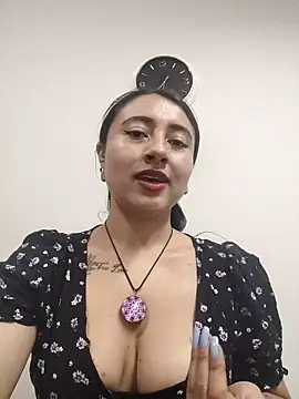 AMATISTA  16 online show from September 2025 12:32:01 PM