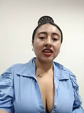 AMATISTA  16 online show from October 2025 12:23:02 PM