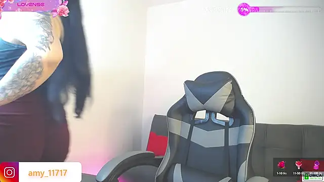 Am Amy11 online show from October 2025 07:56:01 PM