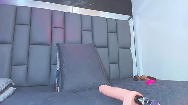 Roxana gomez online show from October 2025 03:24:02 AM