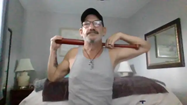 Snapshot of FoxnMouse chatting on October 2025 05:08:02 PM FoxnMouse online show from October 2025 05:08:02 PM